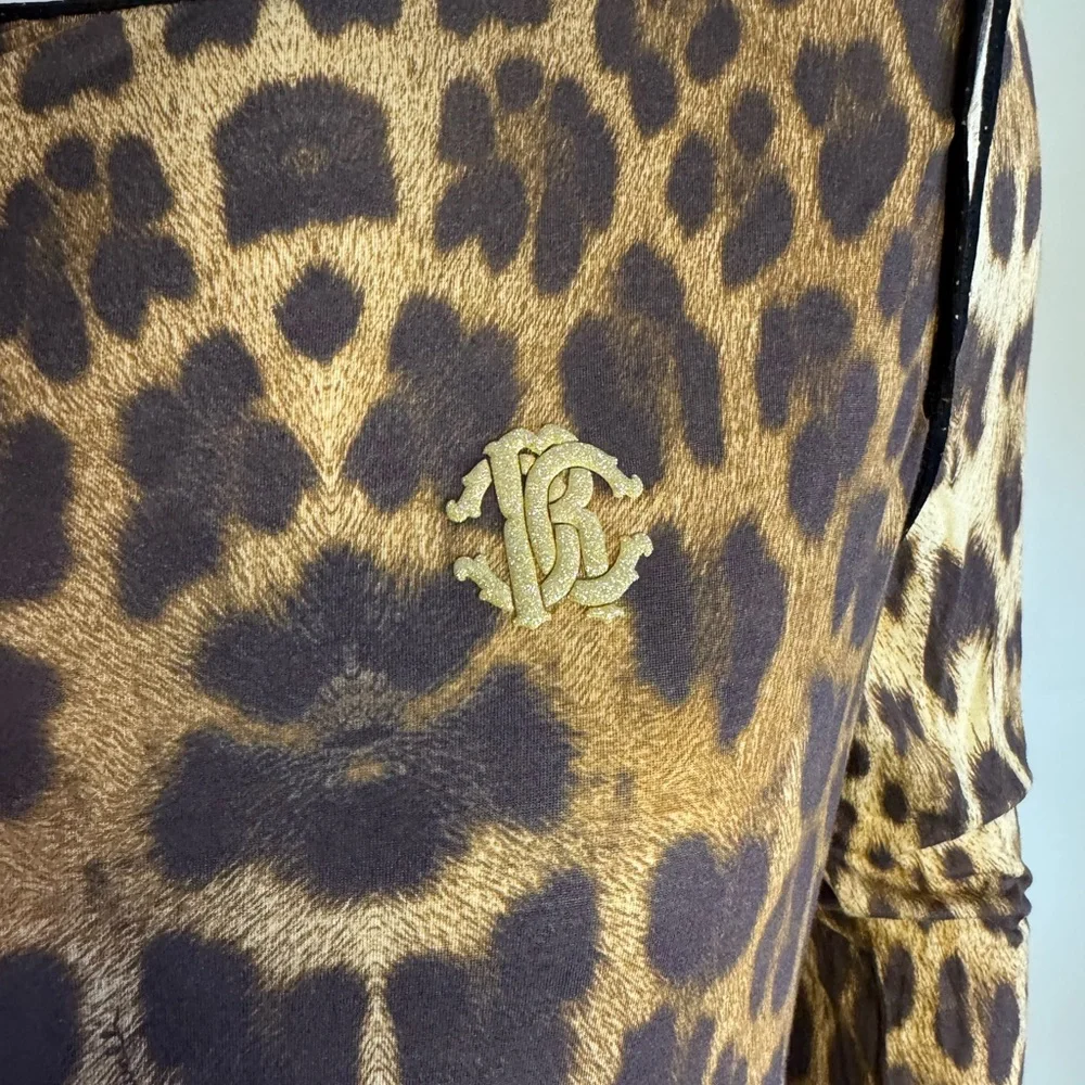 Roberto Cavalli Leopard Print Long Sleeve T shirt - Picture 3 of 6